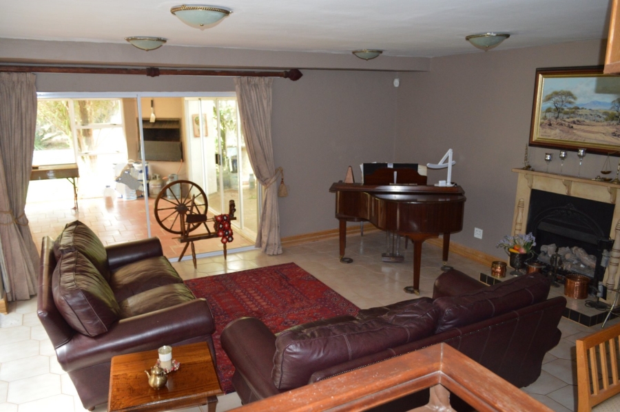 4 Bedroom Property for Sale in Wilkoppies North West
